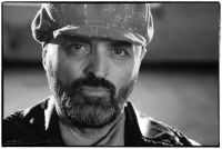 Damir Karakaš
Fotografija: Tone Stojko