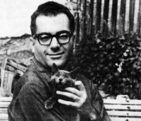 Osamljena postava sredi Ljubljanskega polja